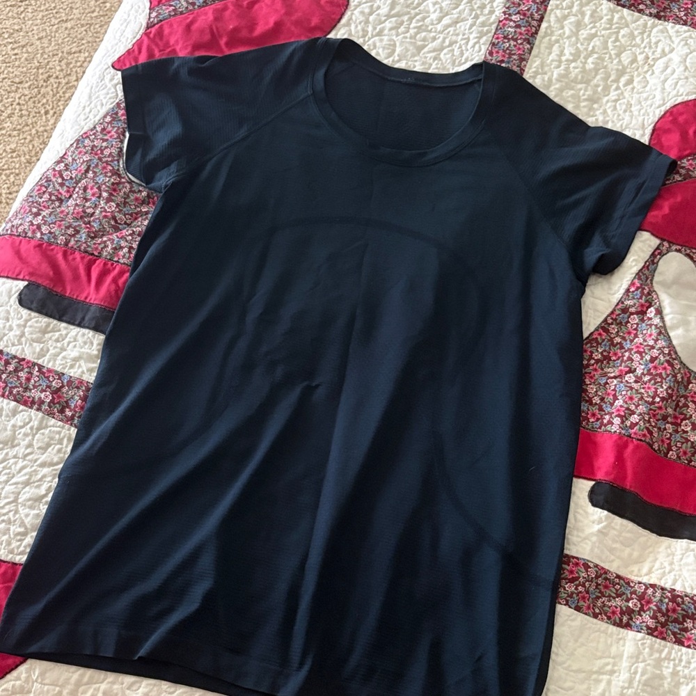 lululemon athletica Navy swiftly tech tee